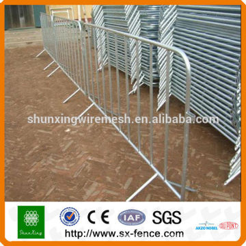 Heiß getaucht und PVC beschichtet Movable Crowd Barrier